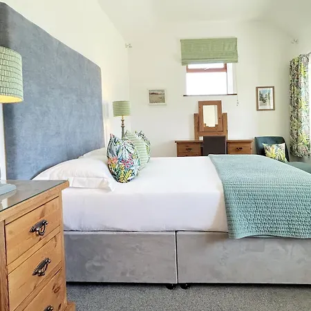 Merlin Farm Short Walk To And Location In Cornwall *
